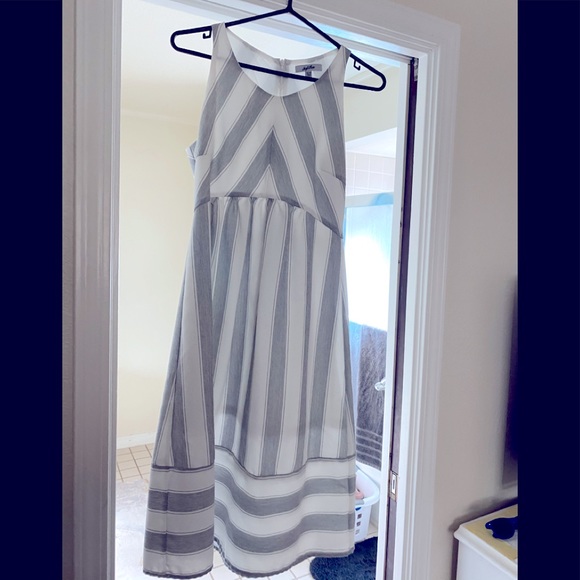 hazel and olive Dresses & Skirts - Hazel and Olive stripped midi dress